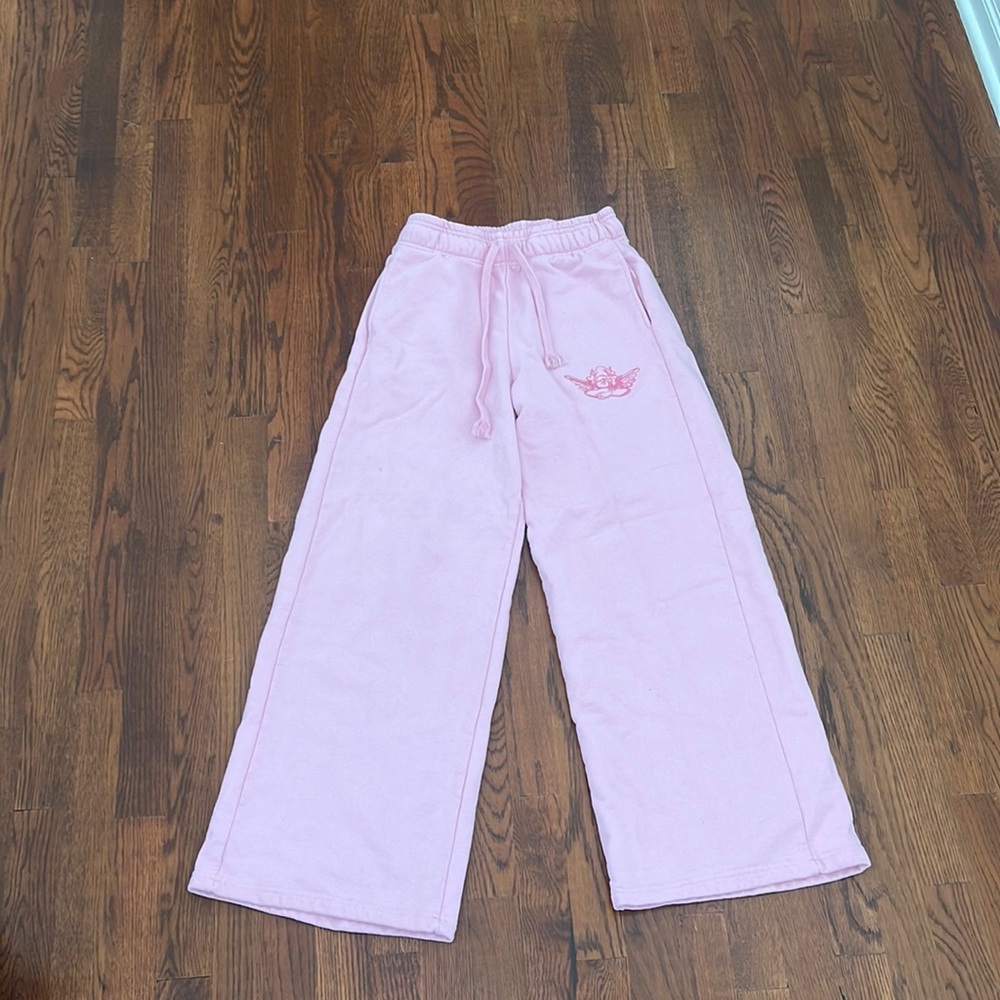 Baby pink BOYS LIE sweatpants. Size: Small